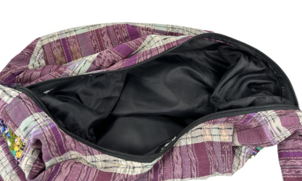 Upcycling Güipiles Tasche bestickt